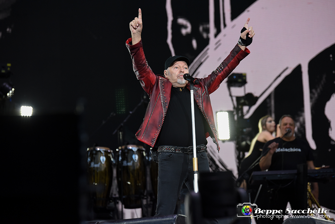 VBS_2064A - Concerto Vasco Rossi - Vasco Live Tour 2022.jpg